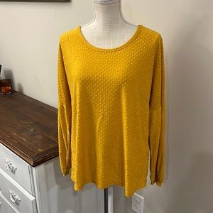 Rose & Olive long sleeved textured polka dot blouse